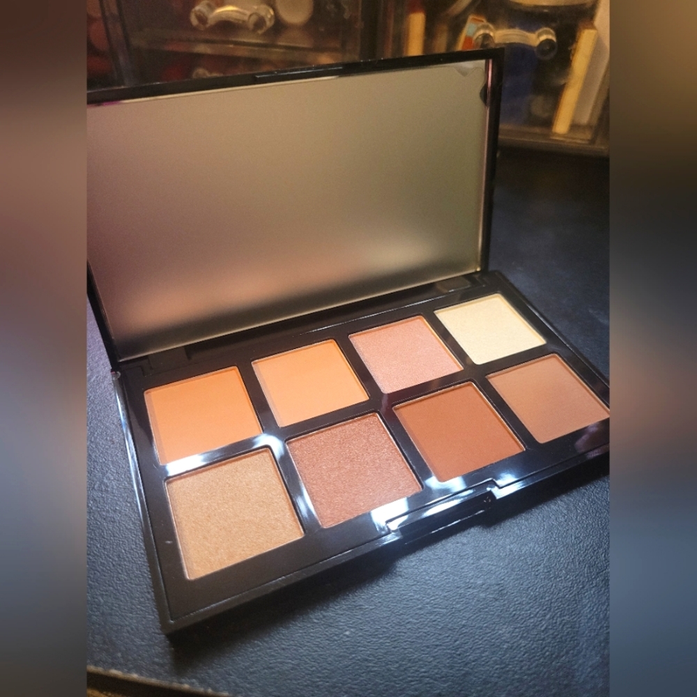 Phase Zero eyeshadow palette